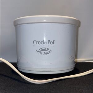 White Little Dipper Stoneware Slow Cooker